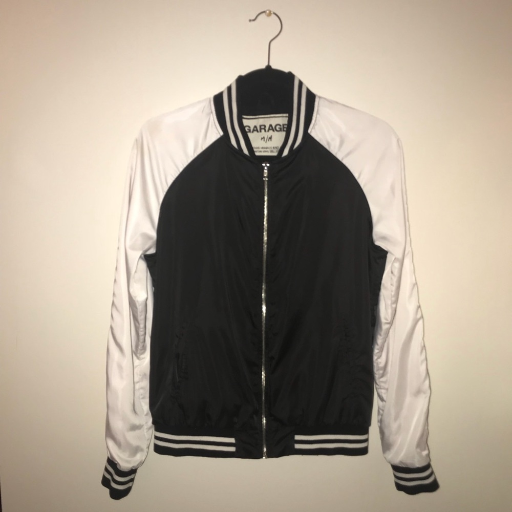 Trendy Garage Black & White Jacket 💋